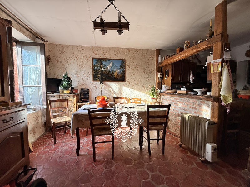 Maison - 118 m² - 8 pièces