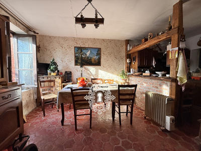 Maison - 118 m² - 8 pièces