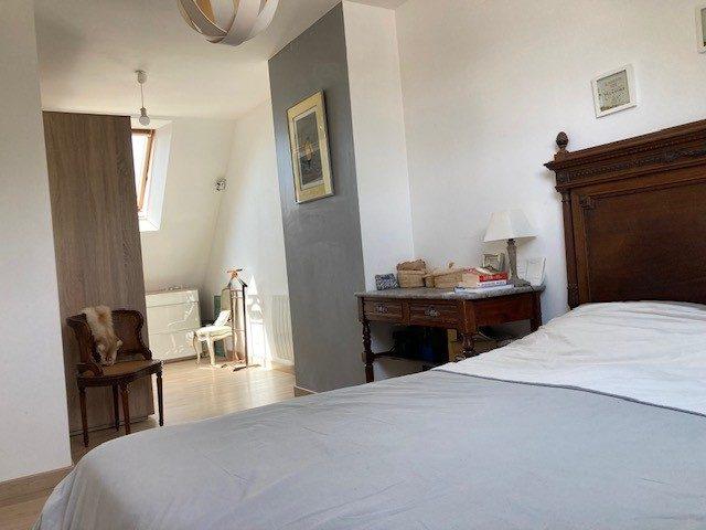 Maison - 170 m² - 8 pièces