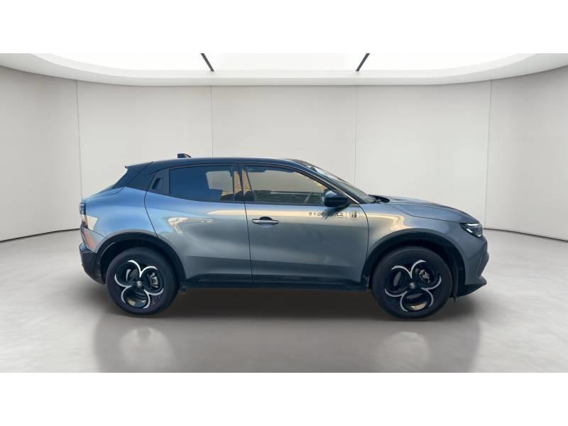 Alfa Romeo Junior 1.2 Ibrida 145 ch eDCT6 Q4 Premium