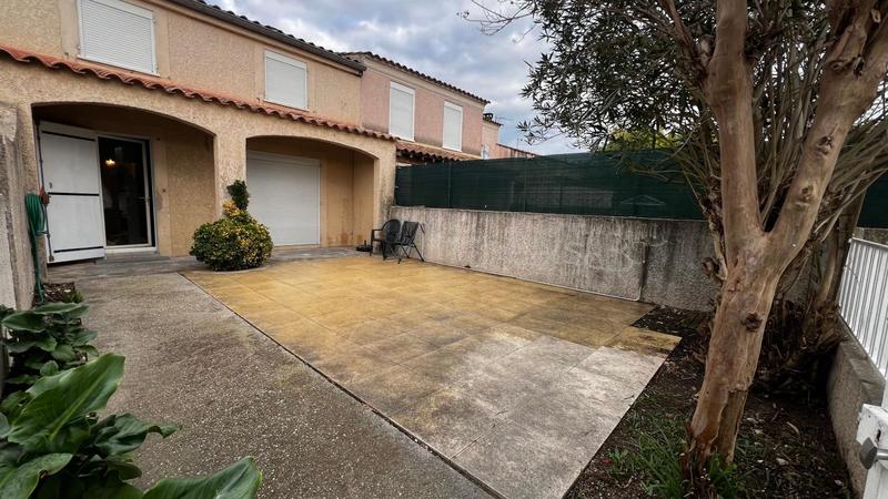 Immeuble - 90 m² - 4 pièces