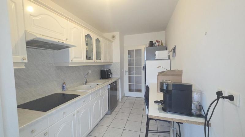 Appartement ancien - 74 m² - 3 pièces