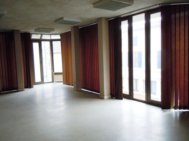 Maison - 290 m² - 14 pièces