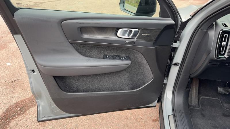 Volvo Xc40 252 Pure Extented Range Ultimate