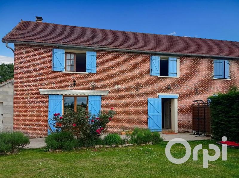 Maison - 99 m² - 5 pièces