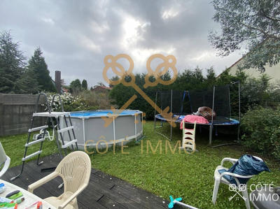 Maison - 90 m² - 4 pièces