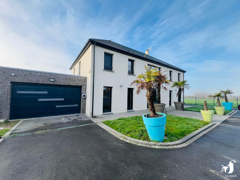 Maison - 255 m² - 7 pièces