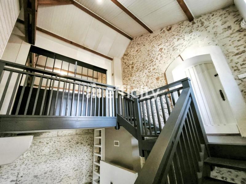 Maison de village - 237 m² - 8 pièces