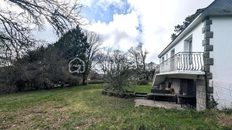 Maison traditionnelle - 100 m² - 5 pièces