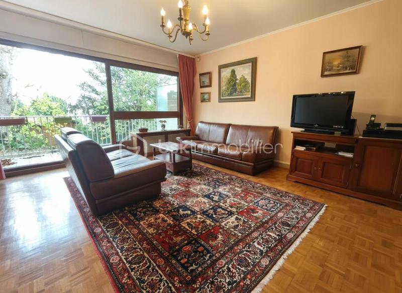 Appartement - 101 m² - 5 pièces