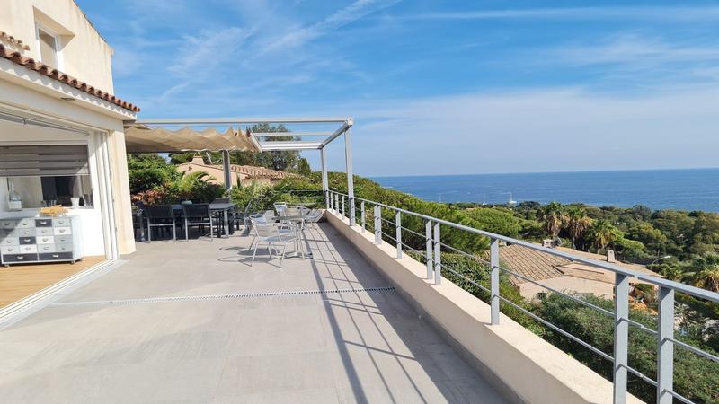 Villa - 210 m² - 6 pièces