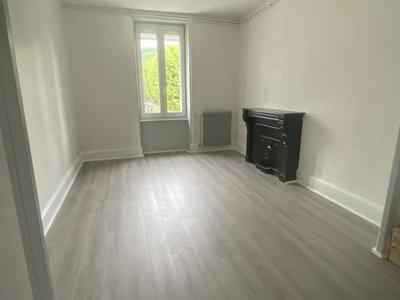 Appartement - 95 m² - 3 pièces