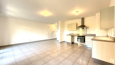 Appartement - 83 m² - 4 pièces