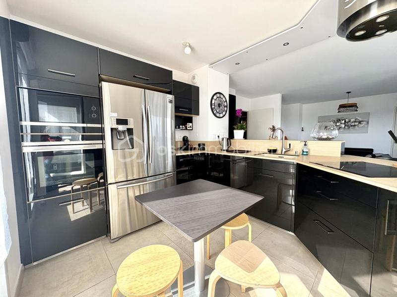 Appartement - 87 m² - 5 pièces