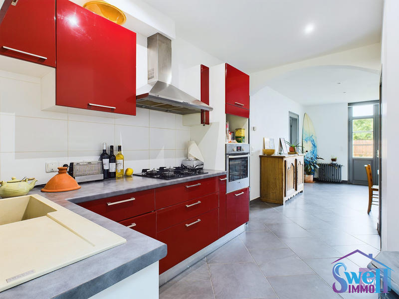 Maison - 170 m² - 8 pièces