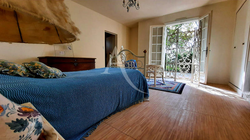 Maison - 169 m² - 6 pièces