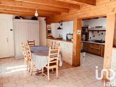 Maison - 244 m² - 9 pièces