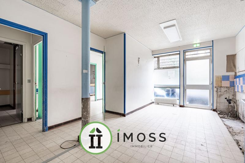 Bureau - 131 m² - 5 pièces