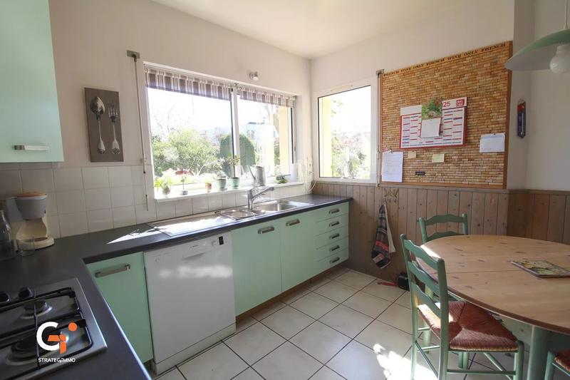 Maison - 174 m² - 7 pièces