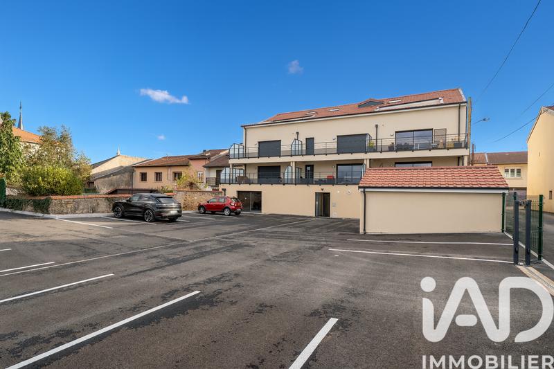 Appartement - 80 m² - 3 pièces