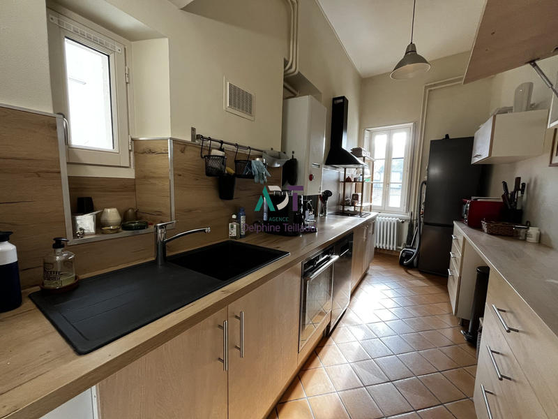 Appartement - 146 m² - 5 pièces