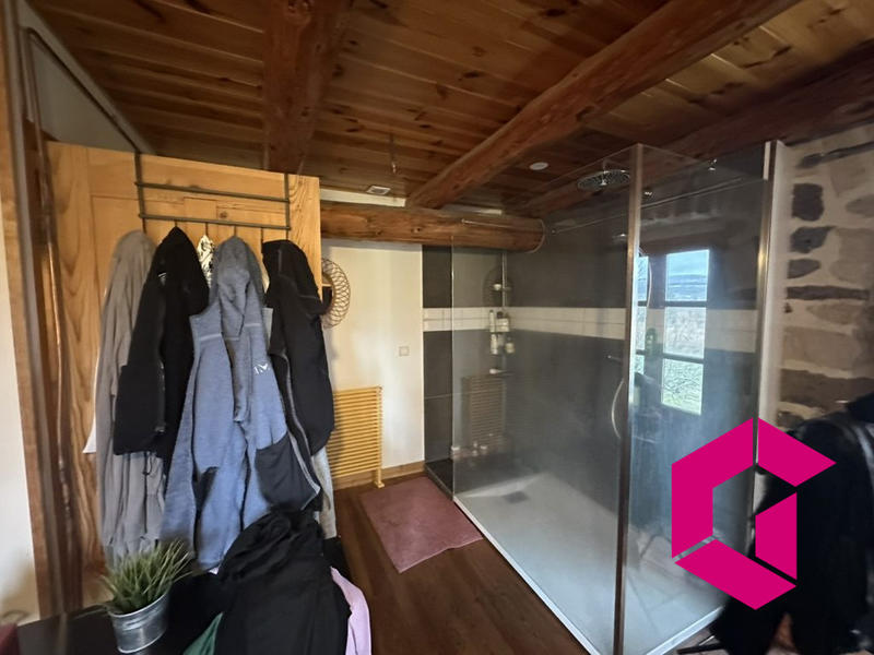 Ferme - 221 m² - 7 pièces