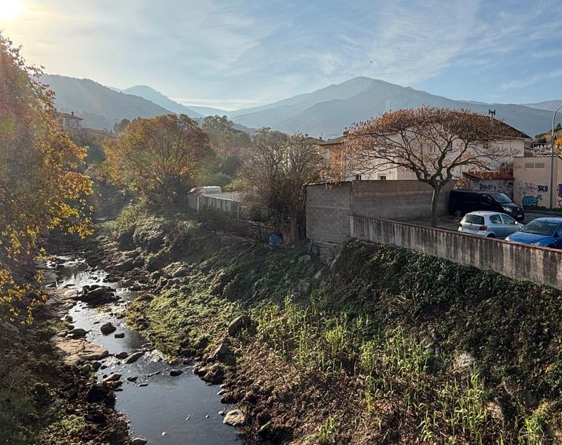 Maison - 201 m² - 5 pièces