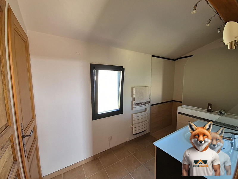 Maison traditionnelle - 186 m² - 8 pièces