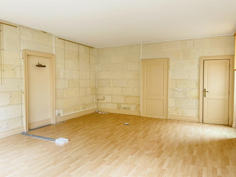 Maison - 220 m² - 8 pièces