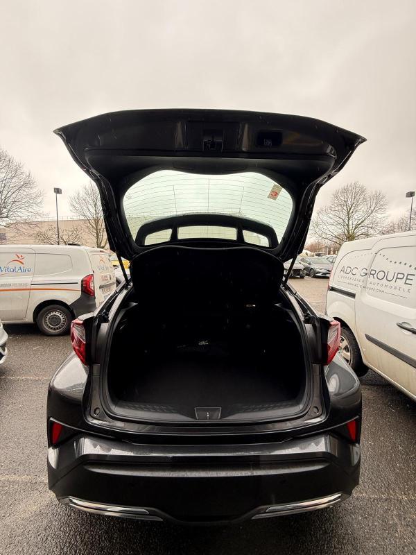 Toyota c-Hr (2) 2.0 Hybride Dynamic Business + Programme Beyond Zero Academy