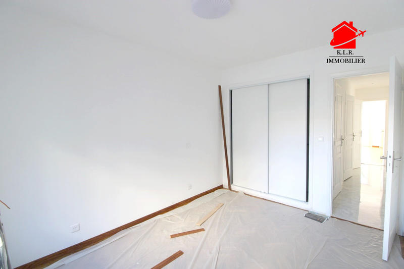 Appartement - 80 m² - 3 pièces