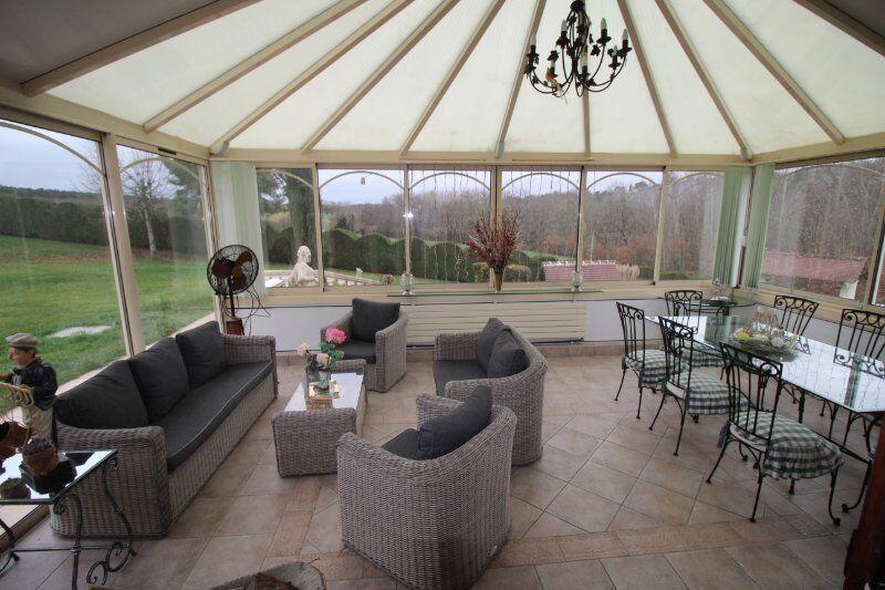 Maison - 380 m² - 12 pièces