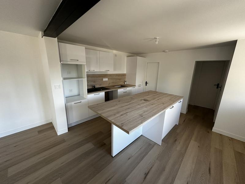 Maison - 138 m² - 5 pièces