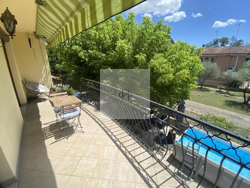 Maison - 187 m² - 8 pièces