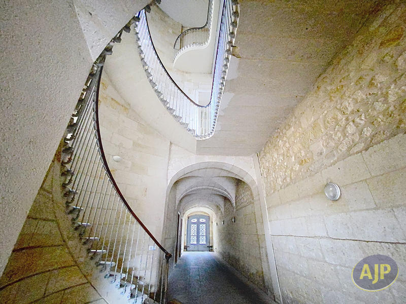 Appartement - 101 m² - 4 pièces