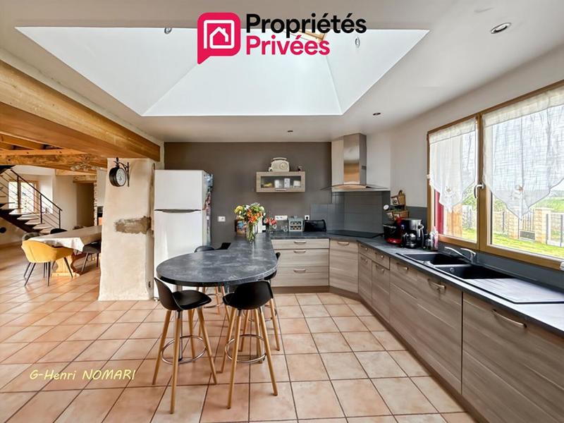 Maison - 165 m² - 7 pièces