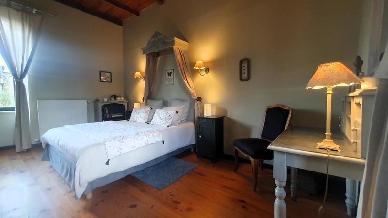 Propriété - 300 m² - 12 pièces