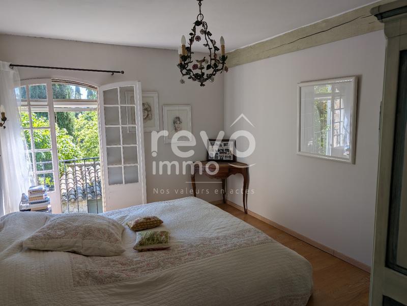 Maison - 190 m² - 8 pièces