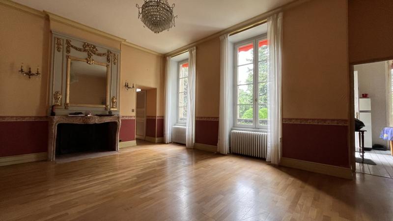 Appartement - 189 m² - 6 pièces