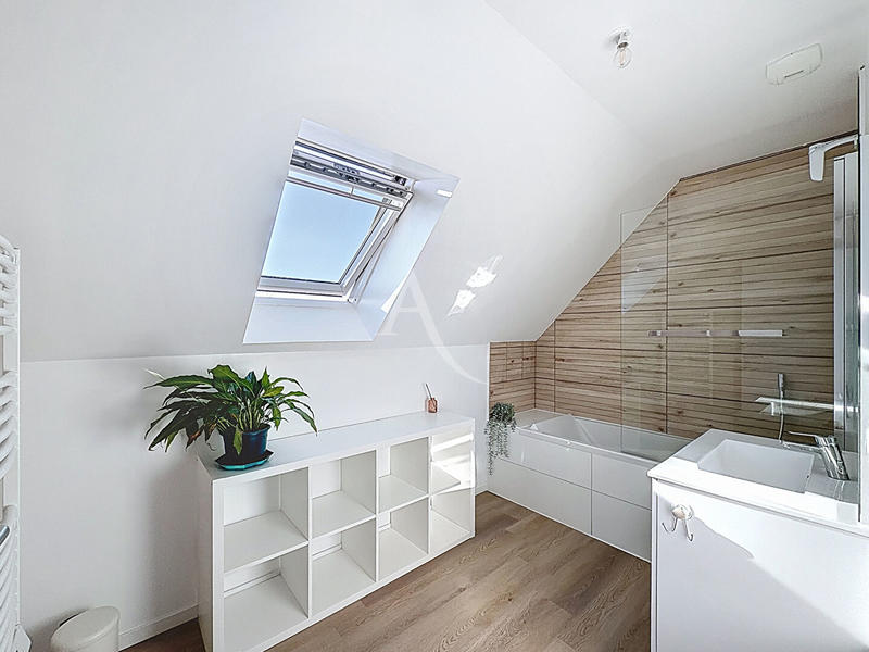 Maison - 116 m² - 6 pièces