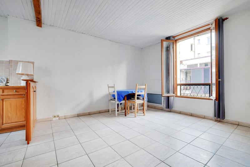Immeuble - 115 m² - 8 pièces