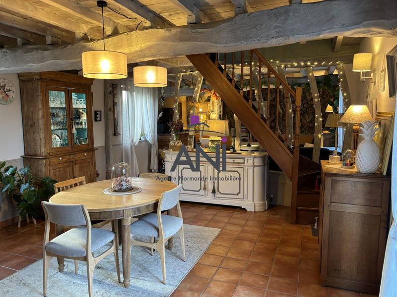 Maison - 104 m² - 4 pièces