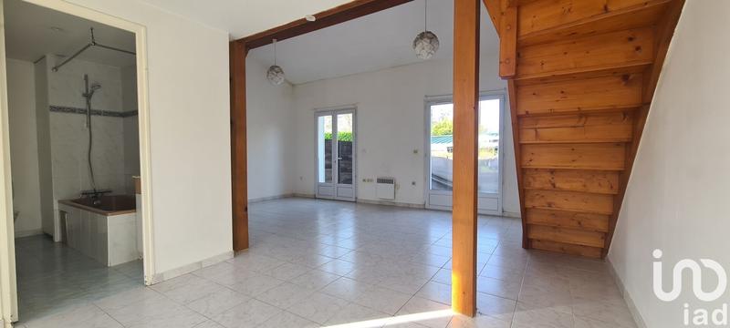 Maison - 230 m² - 3 pièces