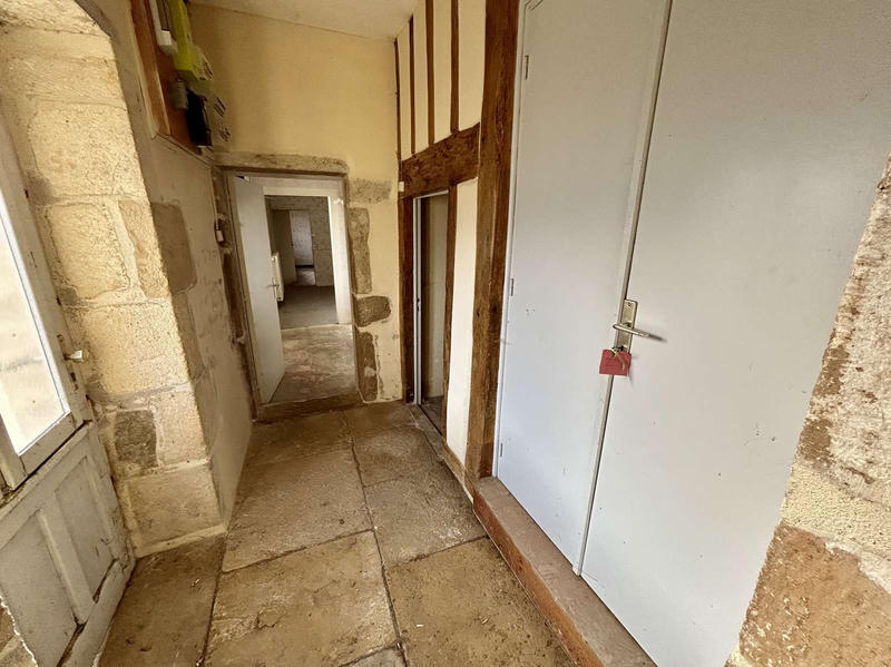 Maison - 200 m² - 8 pièces