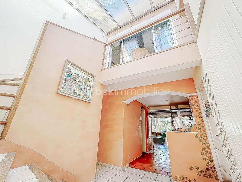 Villa - 202 m² - 7 pièces