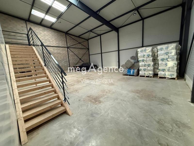 Local commercial - 6 pièces