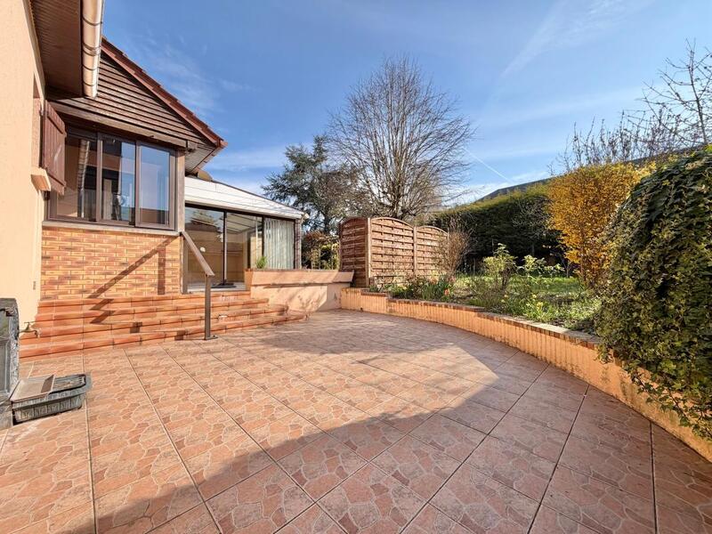 Maison - 108 m² - 4 pièces