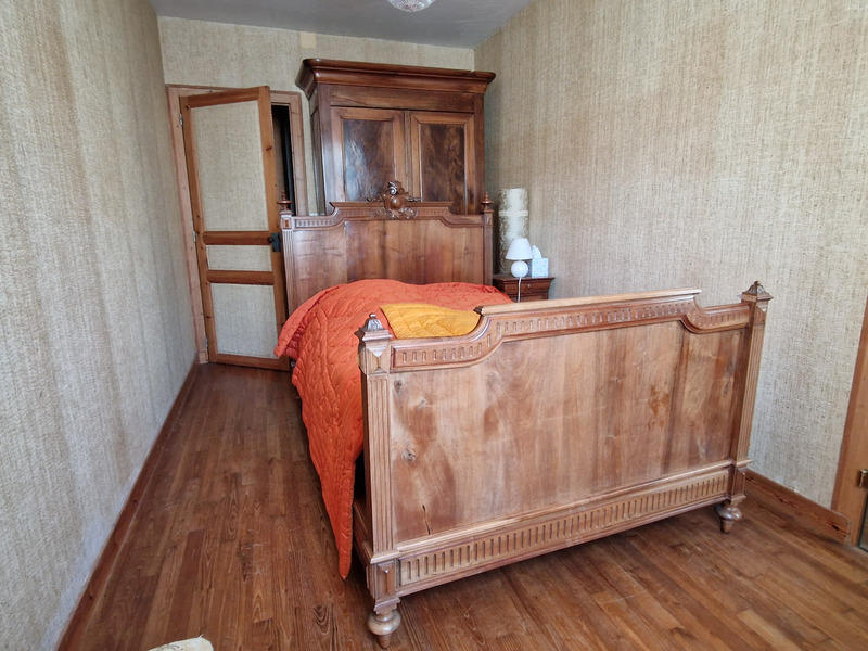 Maison - 166 m² - 7 pièces