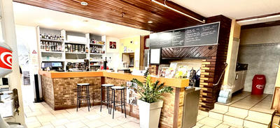 Fonds de commerce - Magasins - 155 m²