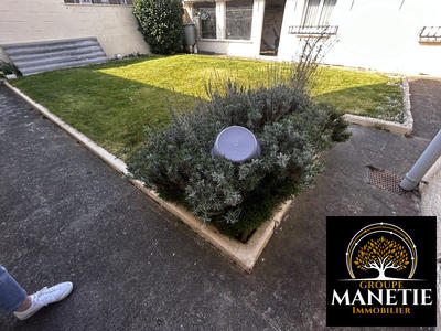 Maison - 80 m² - 8 pièces